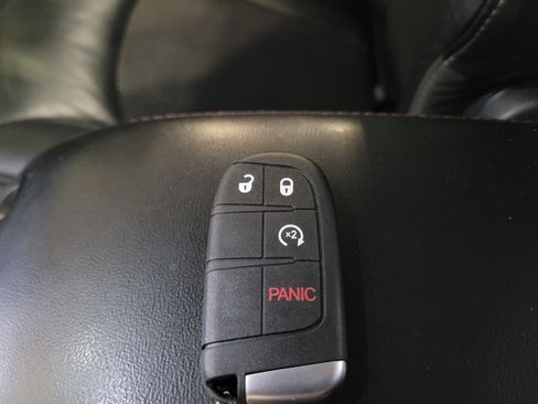 Used 2017 Dodge Journey GT FWD image 32