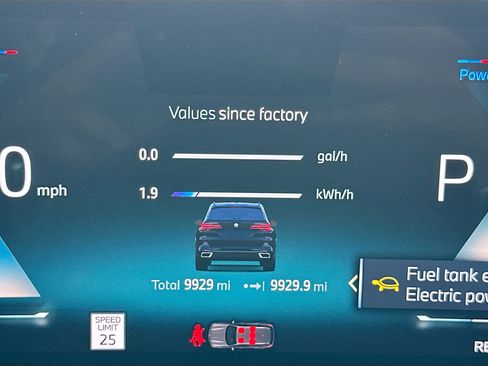 Certified 2025 BMW X5 xDrive50e w/ M Sport Package image 12