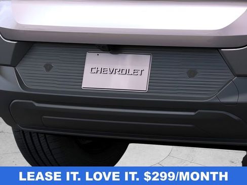 New 2026 Chevrolet Equinox EV LT image 13