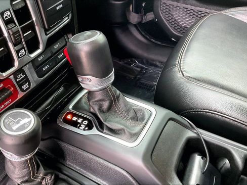 Used 2023 Jeep Wrangler Unlimited Rubicon 392 AWD/4WD image 15
