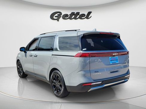 Used 2023 Kia Carnival SX Prestige image 6