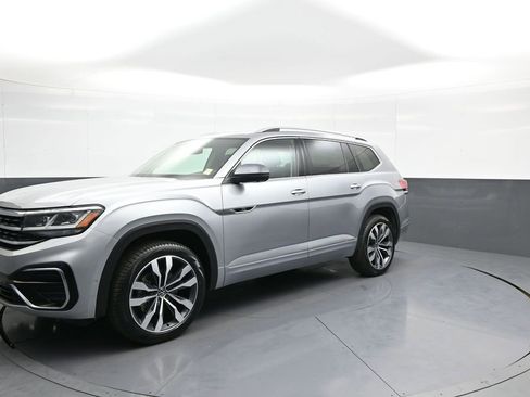 Used 2023 Volkswagen Atlas SEL Premium AWD/4WD image 1