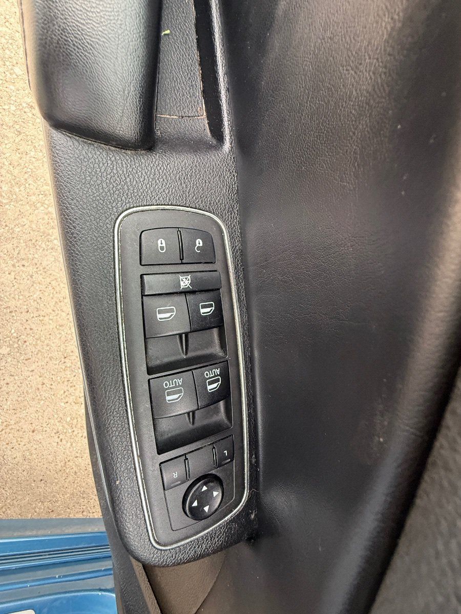 Used 2021 Chrysler 300 Touring L AWD/4WD image 20