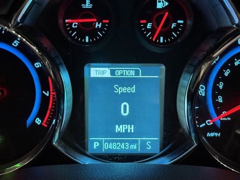 Used 2015 Chevrolet Cruze LTZ image 16