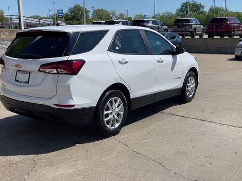 Used 2023 Chevrolet Equinox LS w/ Driver Confidence II Package FWD image 8