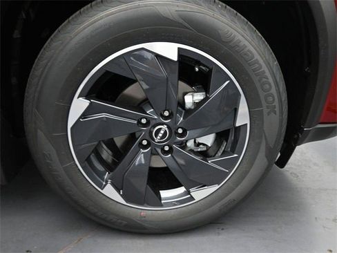 New 2026 Nissan Rogue SV image 29