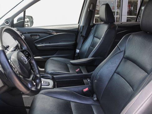 Used 2019 Honda Pilot Elite image 24