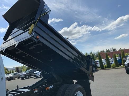 New 2026 Ford F650 2WD Regular Cab Super Duty image 18