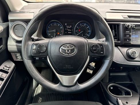 Used 2018 Toyota RAV4 LE w/ All Weather Liner Package AWD/4WD image 18