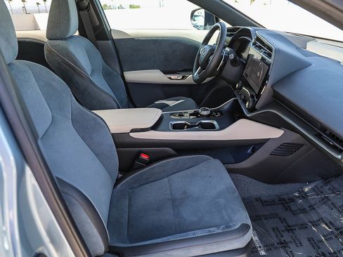 Used 2023 Lexus RZ 450e Premium w/ Accessory Package (Z1) image 15