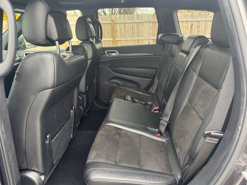 Used 2020 Jeep Grand Cherokee Altitude image 20