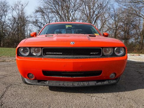 Used 2009 Dodge Challenger SRT8 w/ SRT Option Group II image 9
