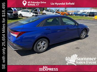 Used 2024 Hyundai Elantra SE FWD video 3