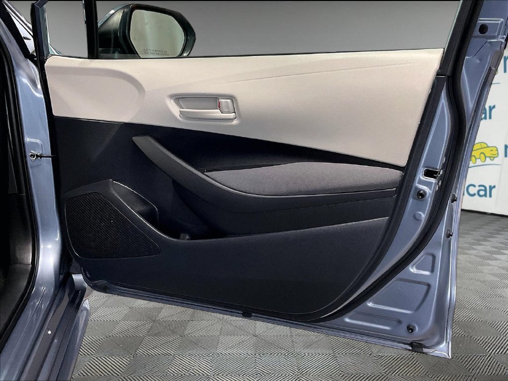 Certified 2025 Toyota Corolla LE FWD image 12