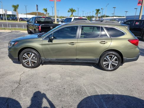 Used 2018 Subaru Outback 3.6R Limited image 8