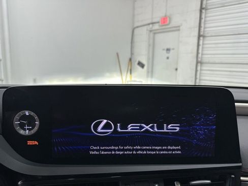 Used 2022 Lexus ES 350 F Sport image 13