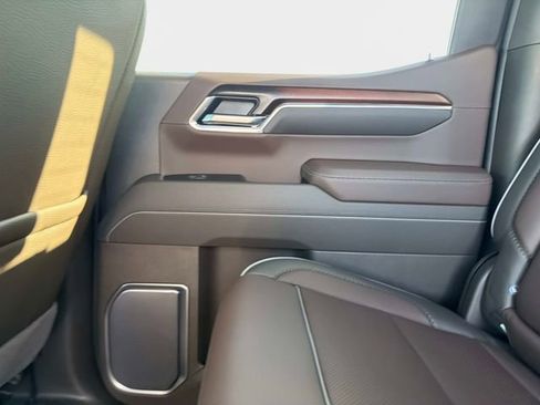 New 2026 GMC Sierra 1500 Denali w/ Denali Reserve Package image 14