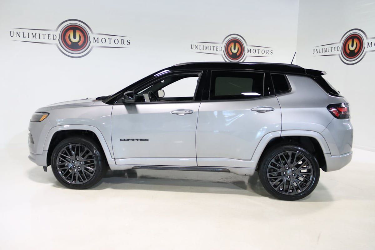 Used 2022 Jeep Compass High Altitude AWD/4WD image 10
