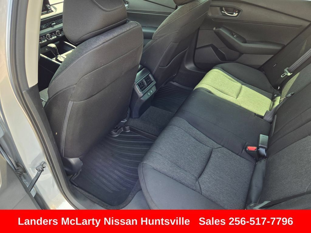 Used 2025 Honda Accord SE image 14