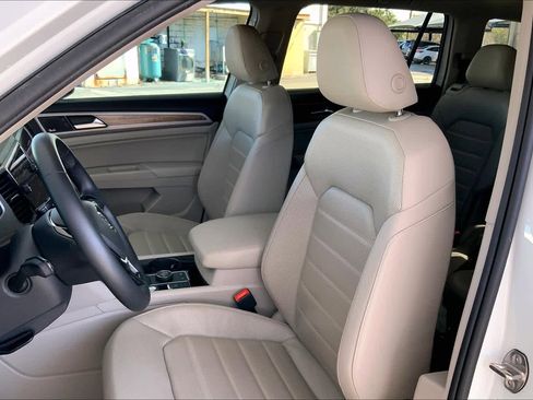 Used 2019 Volkswagen Atlas SEL Premium image 7