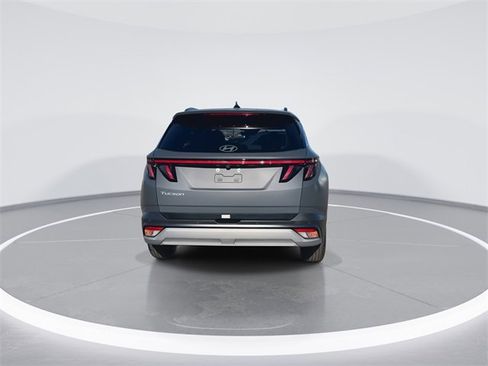Certified 2025 Hyundai Tucson Limited image 7