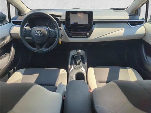 Used 2025 Toyota Corolla LE FWD image 24