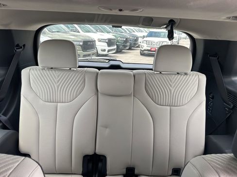Used 2025 Hyundai Palisade Calligraphy AWD/4WD image 16