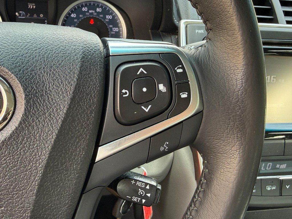 Used 2017 Toyota Camry XLE FWD image 16