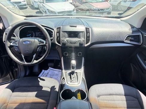 Used 2016 Ford Edge SEL FWD image 11