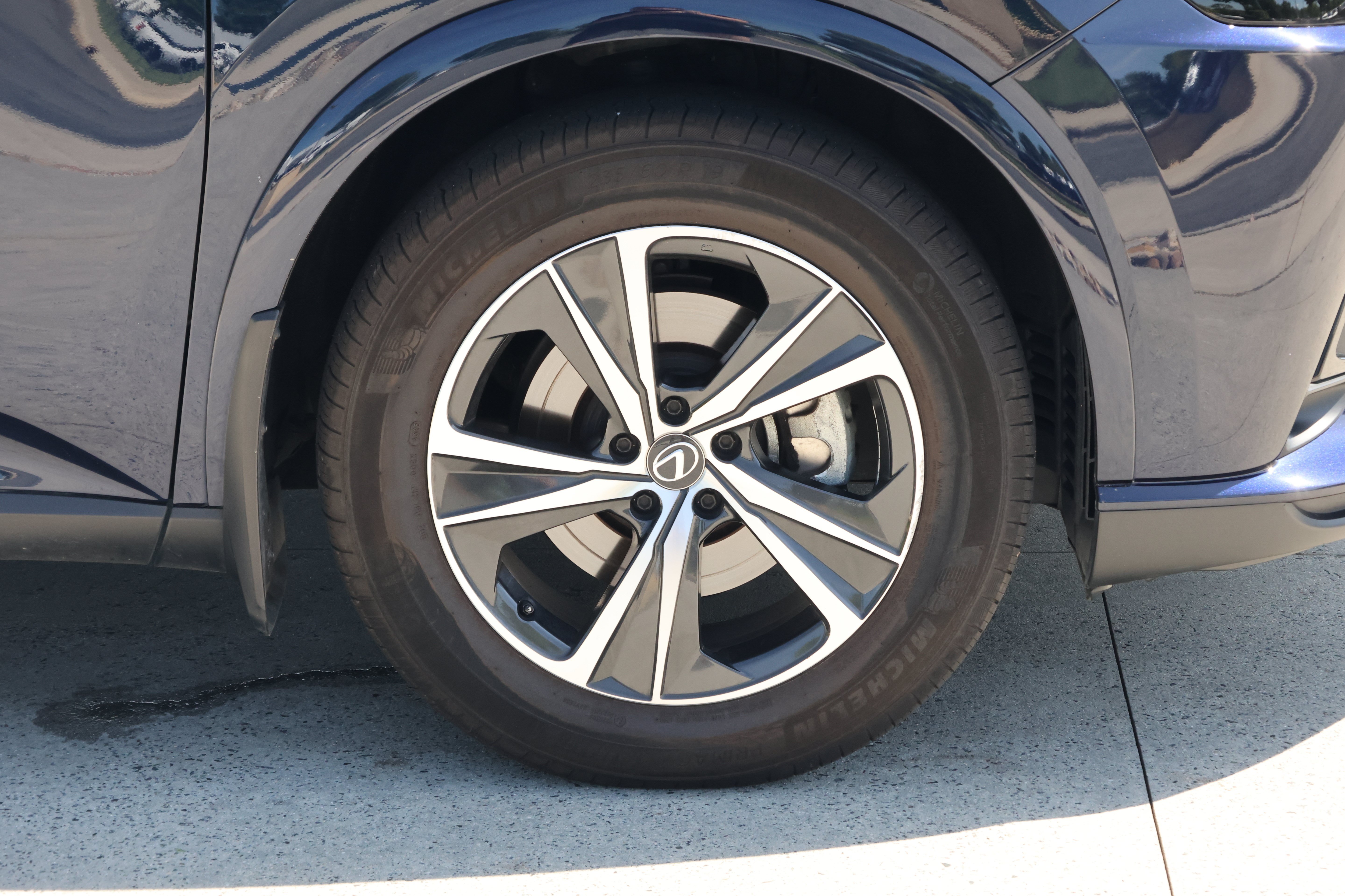 Certified 2024 Lexus RX 350 Premium w/ Convenience Package FWD image 11