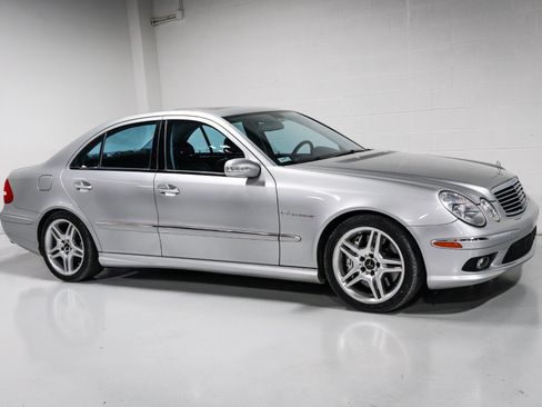 Used 2005 Mercedes-Benz E 55 AMG Sedan image 1