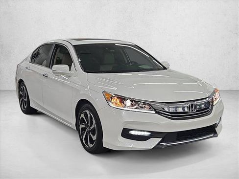 Used 2016 Honda Accord EX-L image 3