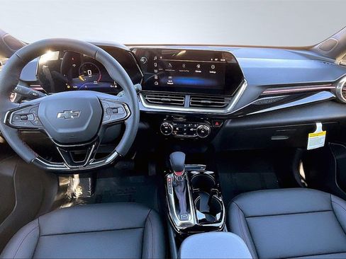 New 2026 Chevrolet Trax RS w/ Sunroof Package image 5