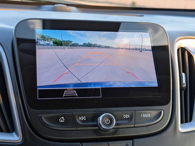 Used 2023 Chevrolet Malibu LT FWD image 15