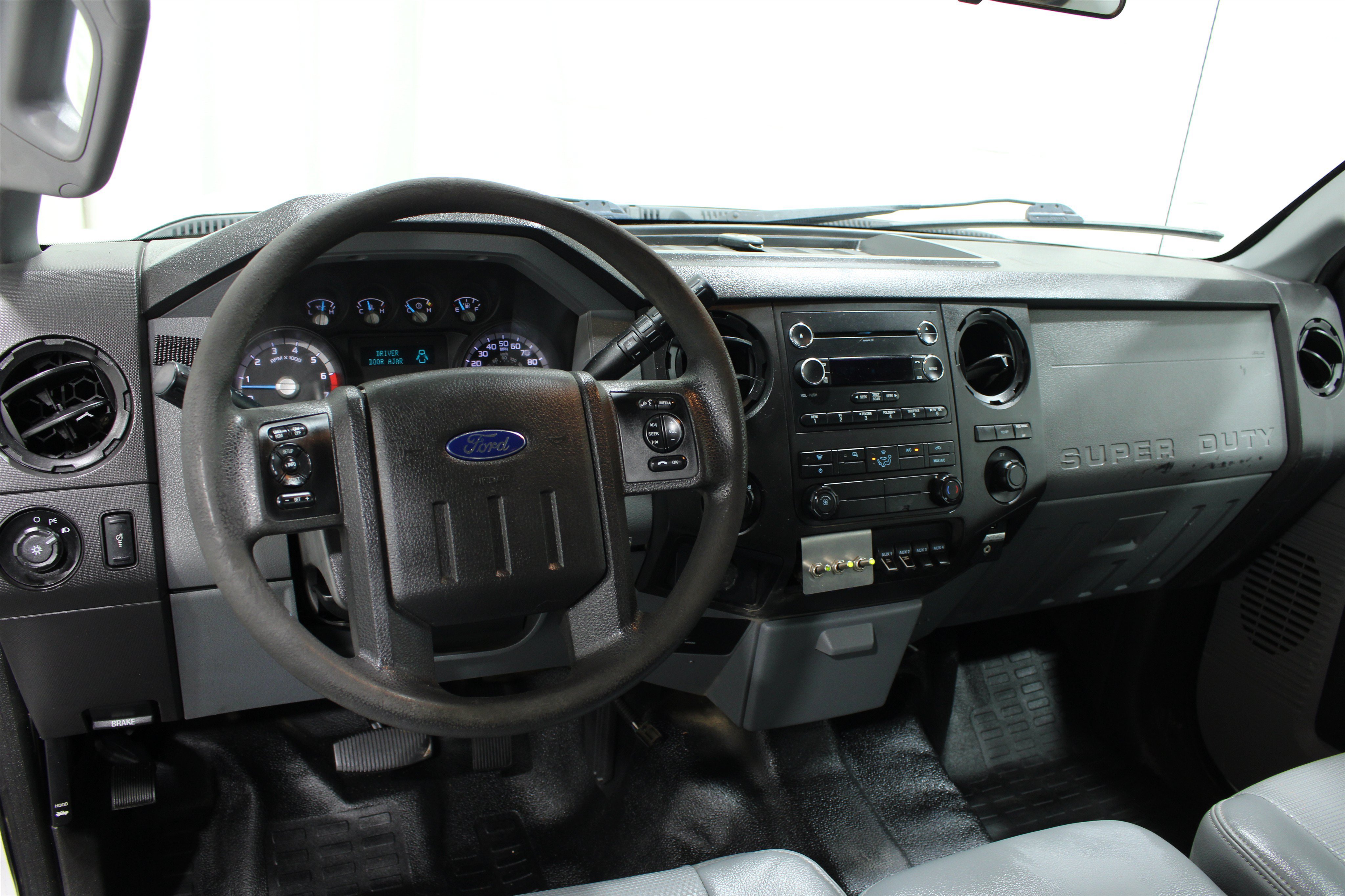 Used 2014 Ford F350 XL w/ Power Equipment Group AWD/4WD image 2