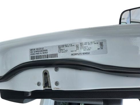 Used 2022 RAM 3500 Tradesman image 33