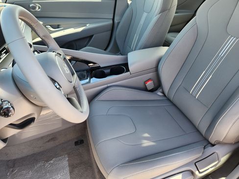 New 2026 Hyundai Elantra Sport FWD image 14