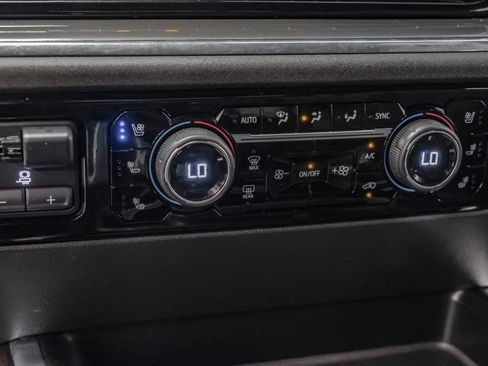 Used 2025 Chevrolet Silverado 3500 High Country w/ High Country Premium Package AWD/4WD image 27