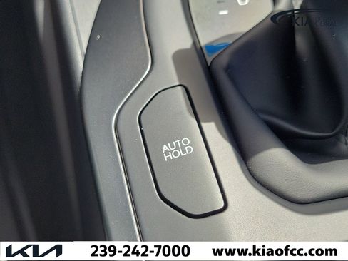 New 2026 Kia K4 LXS image 29