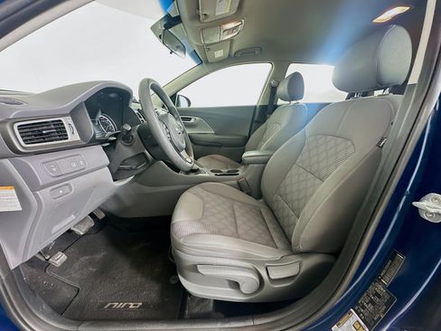 Used 2018 Kia Niro LX FWD image 13