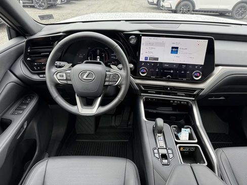 Used 2026 Lexus TX 350 AWD w/ Technology Package image 8