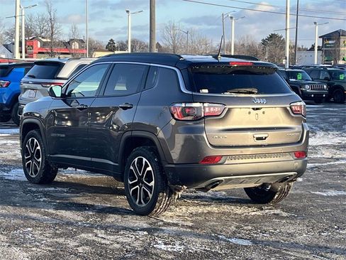 Used 2023 Jeep Compass Limited image 6