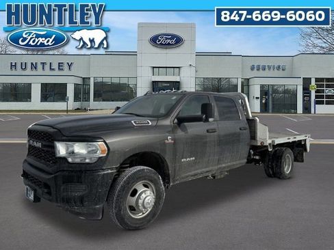 Used 2022 RAM 3500 Tradesman w/ Max Tow Package image 1