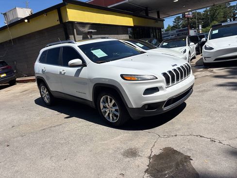 Used 2014 Jeep Cherokee Limited AWD/4WD image 4
