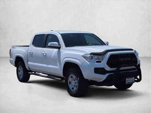 Used 2020 Toyota Tacoma SR w/ SR Convenience Package RWD image 3