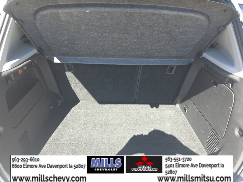 Used 2020 Chevrolet Trax LT w/ LT Convenience Package FWD image 17