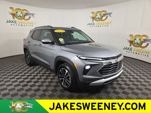 Used 2024 Chevrolet TrailBlazer LT w/ Convenience Package FWD image 1