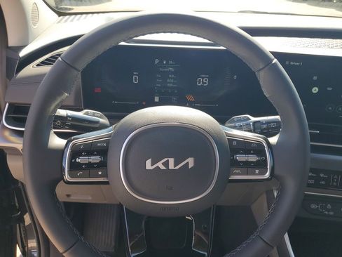 New 2026 Kia Carnival image 10