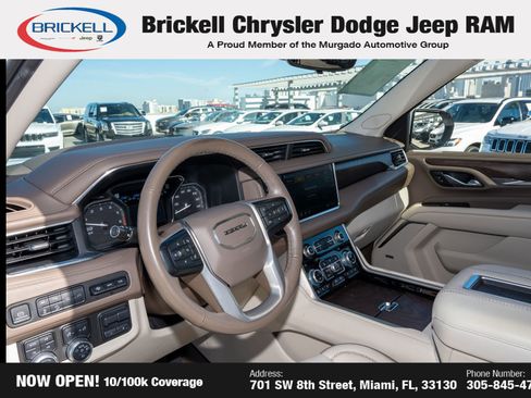 Used 2021 GMC Yukon Denali w/ Denali Premium Package image 14