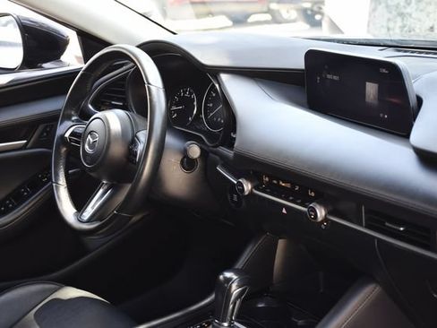 Used 2024 MAZDA MAZDA3 s FWD image 27